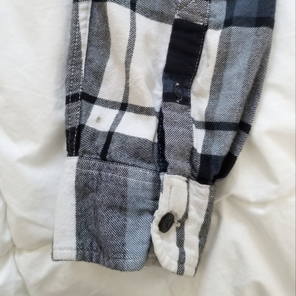 American Eagle Flannel - Picture 3 of 3